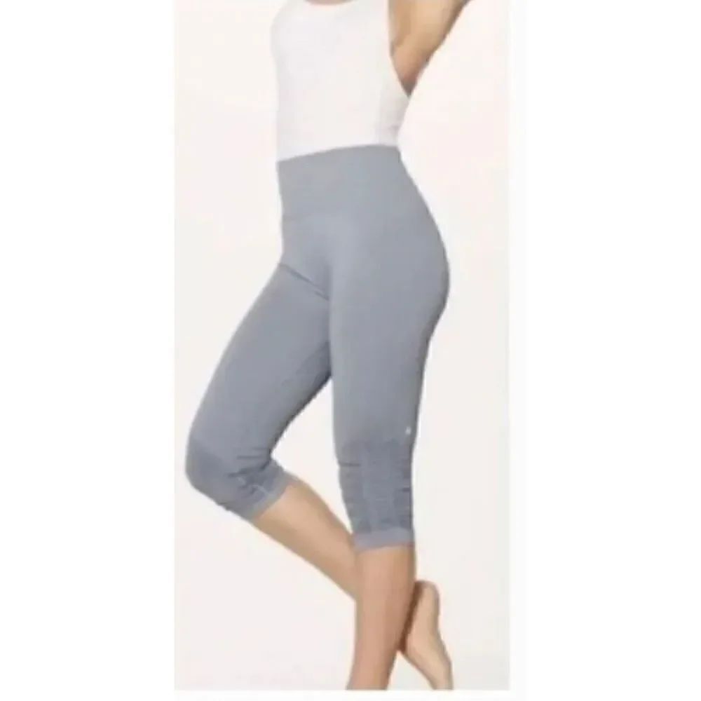 Lululemon In the Flow Lavender Cropped Legging Size 4/6